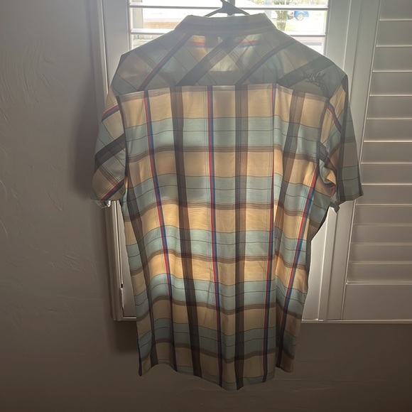 Rusty surf button up - Picture 3 of 3